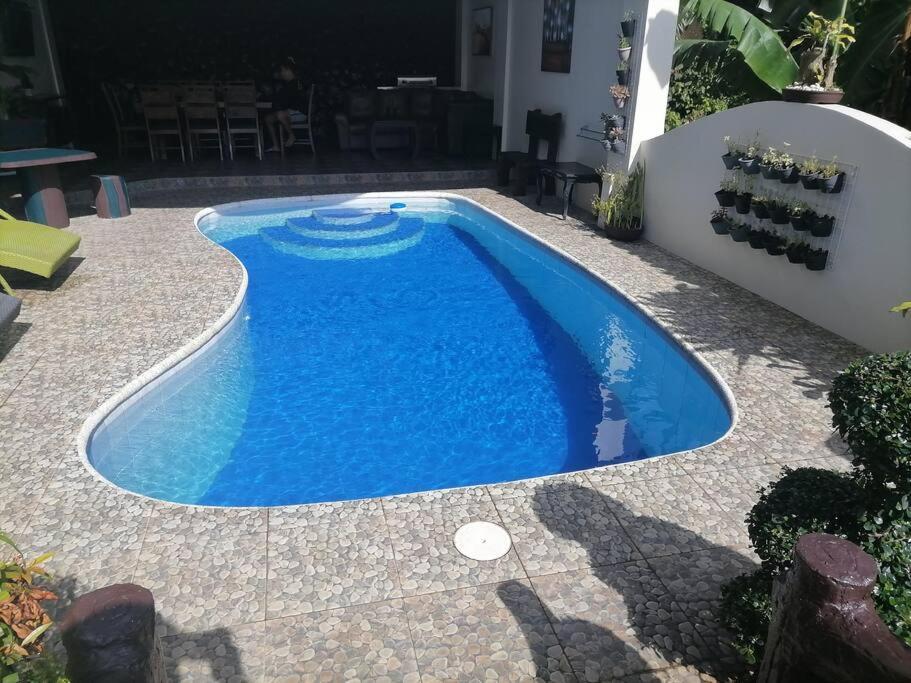 Avana Hills Tagaytay Villa Tagaytay City Luaran gambar